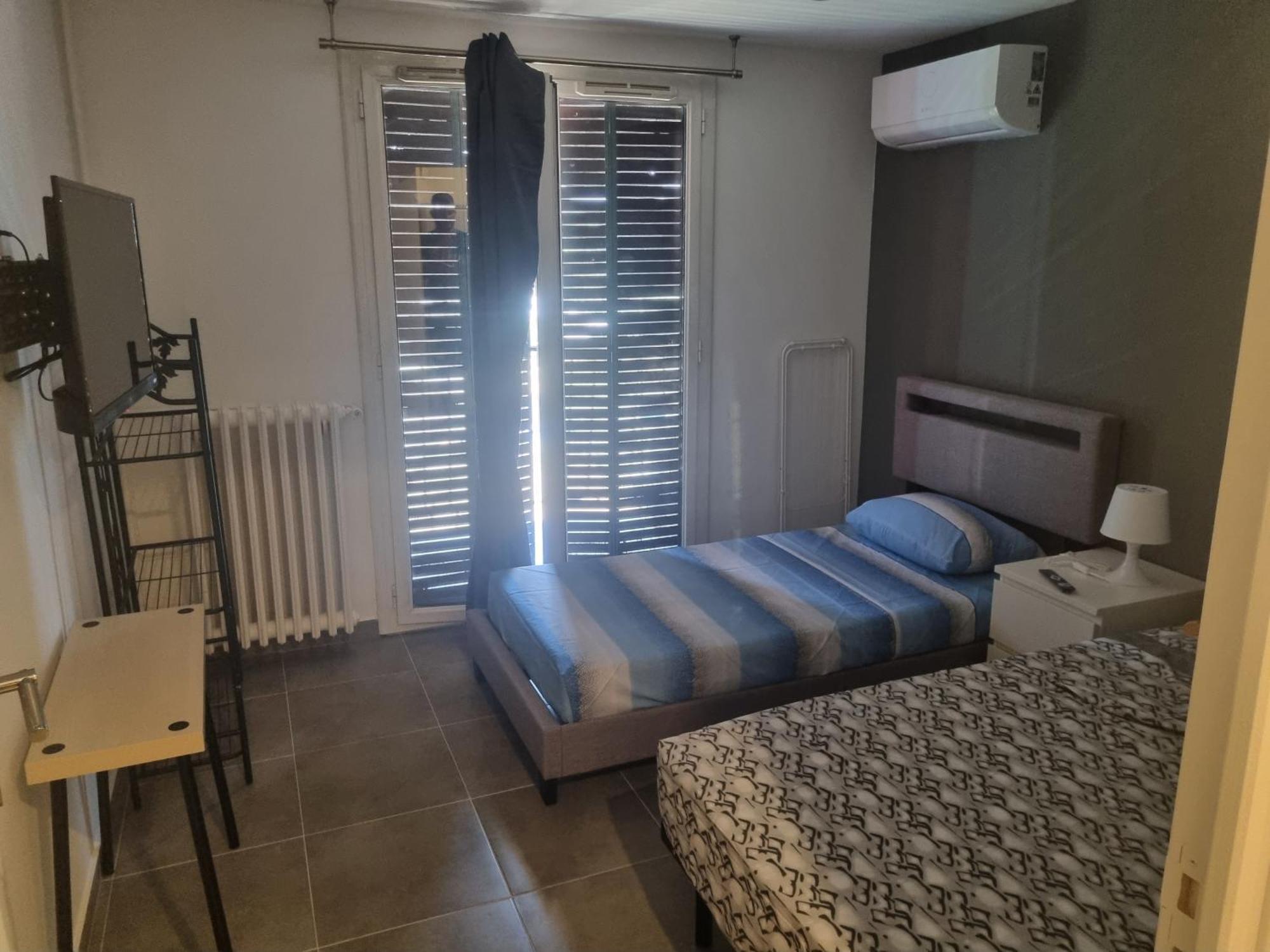 Chambre Privative Renove 2024, Climatisation, Tramway Sur Place , 12 Min Centre, 16 Min Plage, Apercu Lateral Mer, 2 Wc Avec 2 Salle De Bain, Private Room Renovated 2024, Air-Conditioned , Tram On Spot, 2 Toilets And 2 Bathrooms 니스 외부 사진